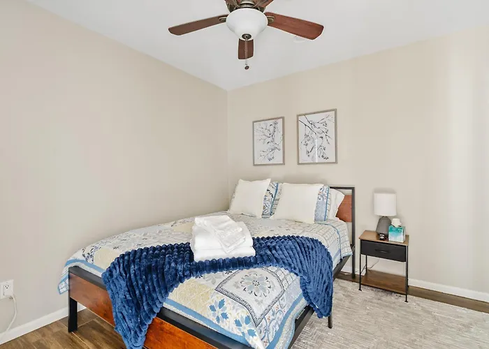 Holiday home Tempe 2Br - Community Pool, Courtyard & Workspace Tempe