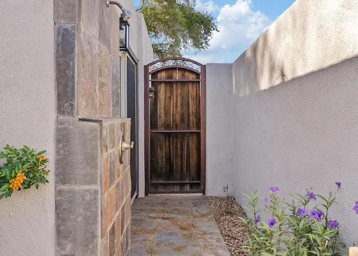 Tempe 2Br - Community Pool, Courtyard & Workspace Holiday home
